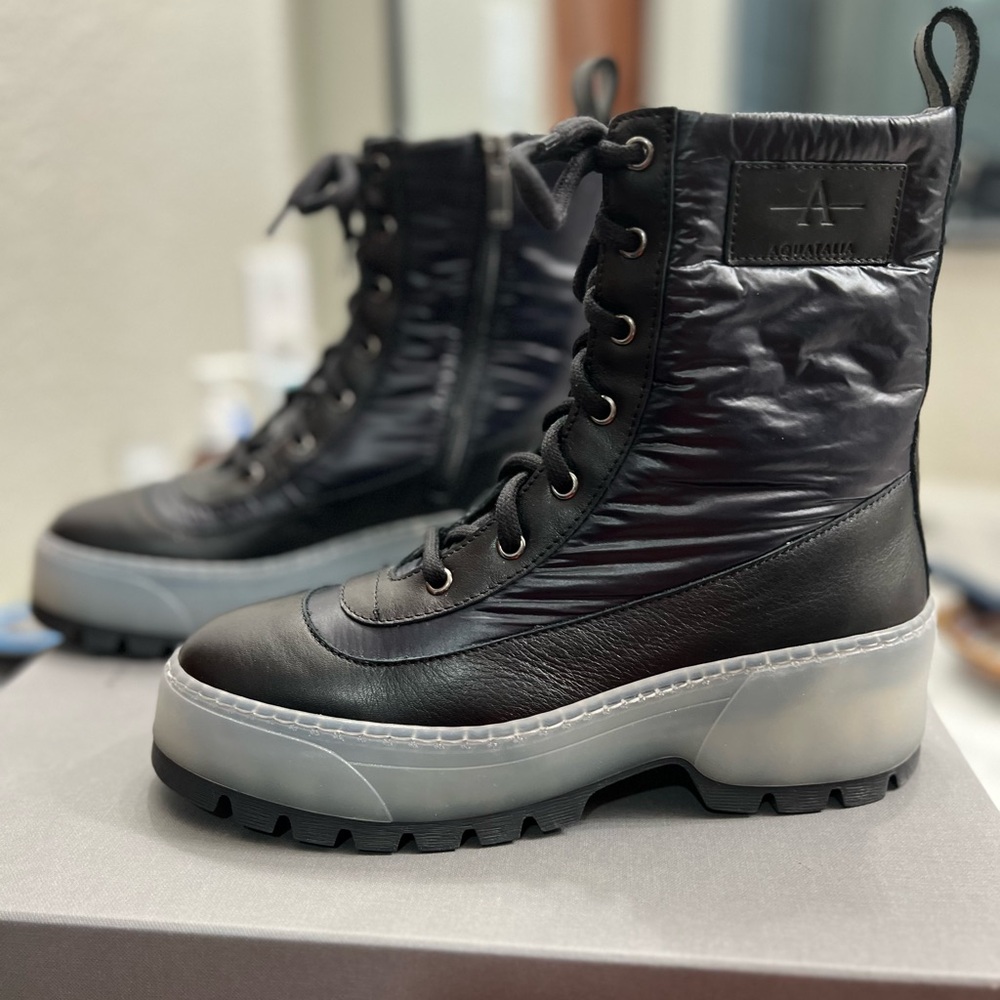 Aquatalia Aisa Weatherproof Women’s Boots US 7.5, Brand New